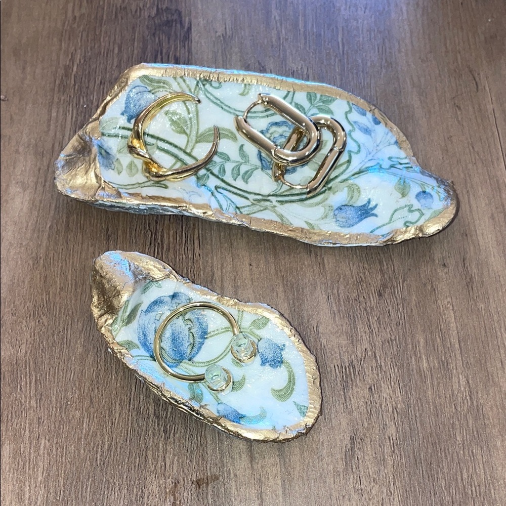 Natural oyster shell ring dish - small and medium